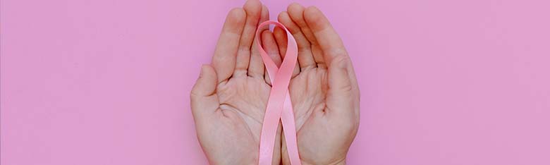 fiocco rosa simbolo del cancro al seno